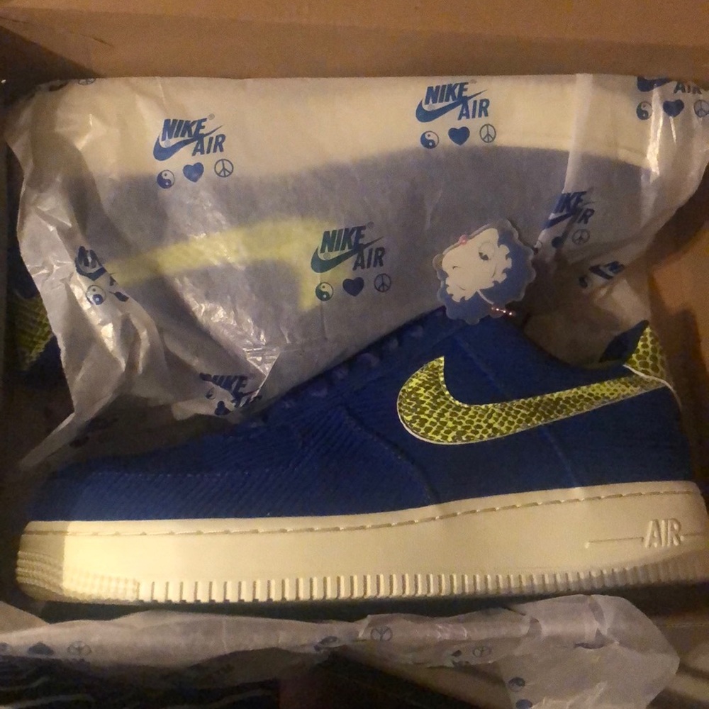 Women’s Air Force 1 ‘07 NXN size 11